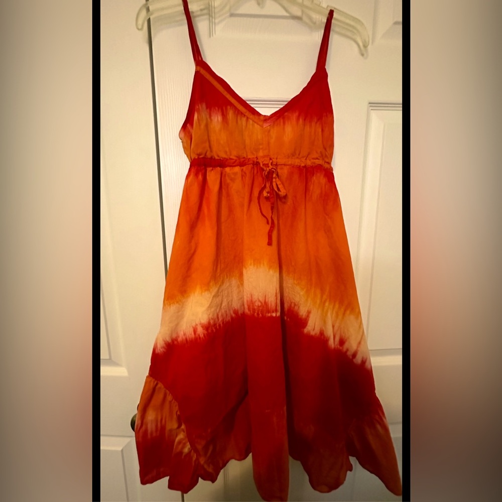 Size small boutique dress circa 2005. Willadd measurements later. Very cute!